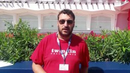 The Childhood of a Leader - Recensione Selfie