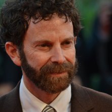 Venezia 2015: Charlie Kaufman, autore di Anomalisa, sul tappeto rosso della cerimonia di premiazione