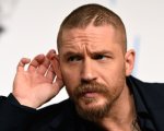 Tom Hardy contro il giornalista: 'Mi sta chiedendo se sono gay?'