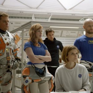 Sopravvissuto - The Martian: un'immagine del film con Matt Damon, Jessica Chastain e Kate Mara