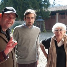 Dietro gli occhiali bianchi: Lina Wertmüller e il regista Valerio Ruiz in un'immagine dal set