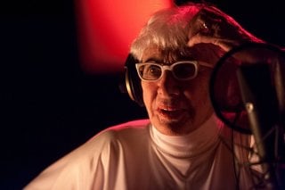 Dietro gli occhiali bianchi: Lina Wertmüller in un'immagine del backstage