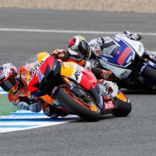 Fino all'ultima staccata: Casey Stoner e Jorge Lorenzo gareggiano in un'immagine del documentario