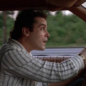 Quei bravi ragazzi: Ray Liotta in una scena del film