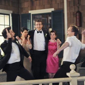 How I Met Your Mother: Jason Segel, Alyson Hannigan, Neil Patrick Harris, Josh Radnor, Cobie Smulders nel finale di serie