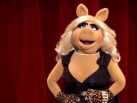 The Muppets: lo scandaloso ritorno in tv di Kermit la rana e Miss Piggy