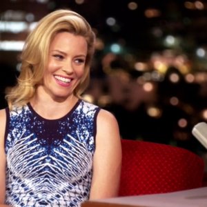 The Muppets: Elizabeth Banks nella premiere della serie