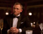 James Bond, quello di Daniel Craig batte il record 'alcolico'