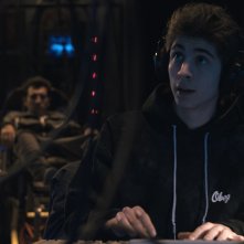 Game Therapy: Lorenzo Ostuni (Favij) e, sullo sfondo, Federico Clapis, in un'immagine del film