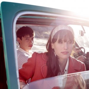 La vita è facile ad occhi chiusi: Natalia de Molina e Francesc Colomer in un'immagine tratta dal film 