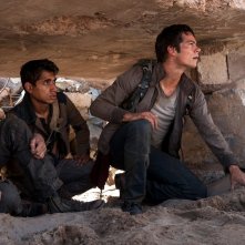 Maze Runner: La fuga, Dylan O'Brien e altri due protagonisti del film in una scena