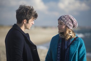 Poli opposti: Sarah Felberbaum e Luca Argentero e Sarah Felberbaum in un'immagine del film