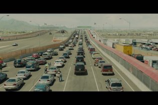 Clip 'Attacco nel traffico' - Sicario