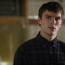 Dark Places - Nei luoghi oscuri: Nicholas Hoult in una scena del film