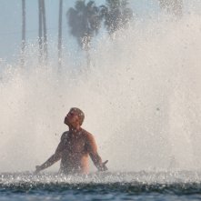 Hand of God: l'attore Ron Perlman interpreta il giudice Harris in un suggestivo momento della serie