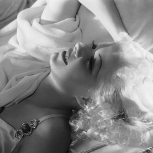 Jean Harlow, superstar anni 30