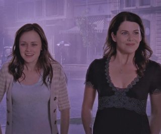 Una mamma per amica: Alexis Bledel e Lauren Graham nell'ultimo episodio della serie, Mi piace vederti felice