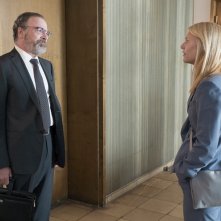 Homeland: Mandy Patinkin e Claire Danes nella puntata Separation Anxiety