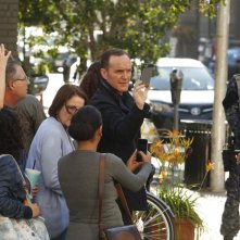 Agents of S.H.I.E.L.D.: Clark Gregg è Phil Coulson nell'episodio Laws of Nature