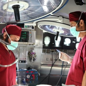 Natale col boss: Lillo e Greg in una scena del film