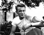 James Dean: dalla “gioventù bruciata” al biopic Life, l’icona di un divo ribelle e malinconico