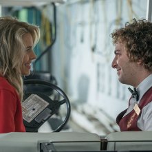 Red Oaks: Oliver Cooper e Alexandra Turshen in una scena della serie tv