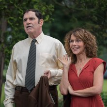 Red Oaks: Richard Kind e Jennifer Grey in una scena