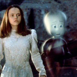 Christina Ricci in una scena di Casper