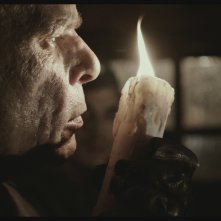 Eva Doesn't Sleep: Denis Lavant in un momento del film