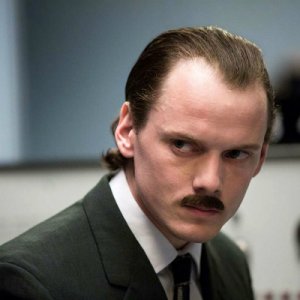 Experimenter: un primo piano di Anton Yelchin