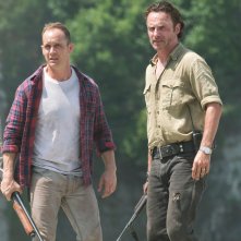The Walking Dead: Lennie James, Ethan Embry e Andrew Lincoln in Come la prima volta