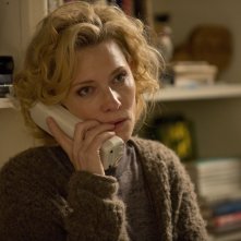 Truth: un'inquadratura che ritrae Cate Blanchett al telefono