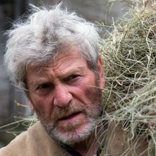 Belle & Sebastien - L'avventura continua: Tchéky Karyo in una scena del film