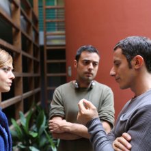 Monitor: Valeria Bilello, il cineasta Alessio Lauria e Michele Alhaique al lavoro sul set dell'opera prima