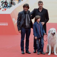 Roma 2015: Felix Bossuet, Thierry Neuvic, Christian Duguay e Belle posano sul red carpet di Belle & Sèbastien, l'avventura continua