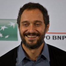 Roma 2015: Claudio Santamaria in un primo piano al photocall di Lo chiamavano Jeeg Robot