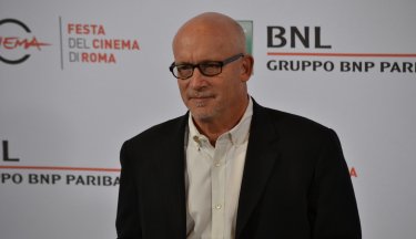 Roma 2015: Alex Gibney mentre posa al photocall di Sinatra: All or Nothing at all