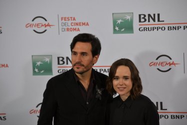 Roma 2015: Ellen Page e Peter Sollet posano al photocall di Freeheld