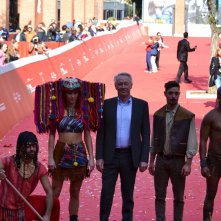 Roma 2015: Paul Webster tra gli acrobati sul red carpet di Pan - Viaggio sull'isola che non c'è