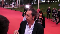 Paolo Sorrentino sul tappeto rosso di Roma 2015