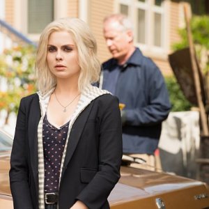 iZombie: Rose McIver in una foto di scena della premiere della stagione 2