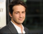 Michael Angarano: 'Io supereroe? Meglio di no'