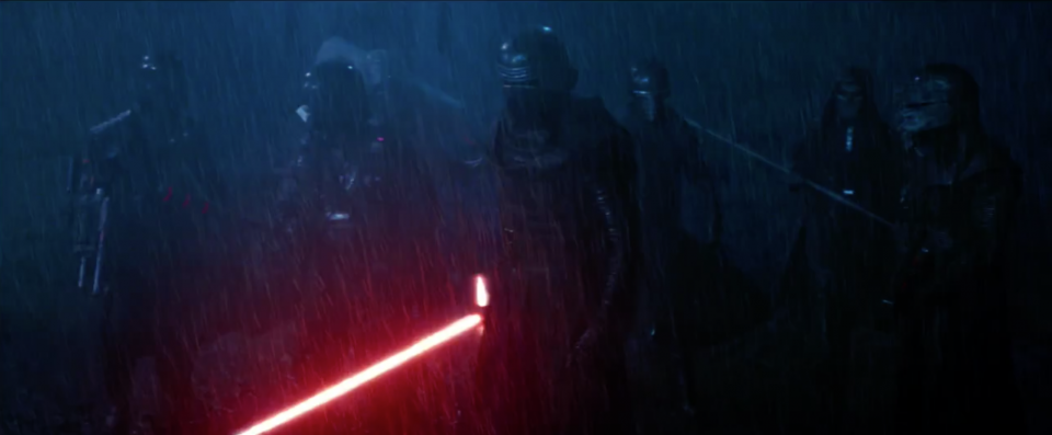 Star Wars: Episodio VII - Il risveglio della Forza: un'immagine suggestiva del trailer finale del film