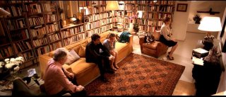 Dobbiamo parlare: Isabella Ragonese, Fabrizio Bentivoglio, Sergio Rubini e Maria Pia Calzone in un'immagine del film