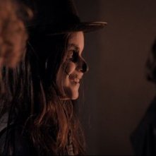 Tales of Halloween: un gruppo di giovani mascherati