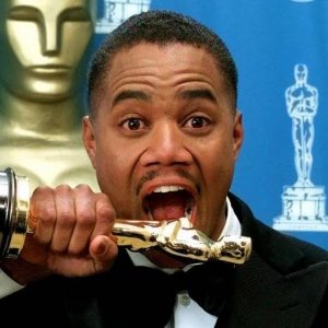 Cuba Gooding jr. con l'Oscar vinto per Jerry Maguire