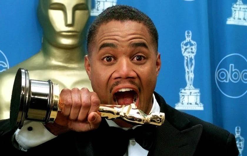 Cuba Gooding jr. con l'Oscar vinto per Jerry Maguire