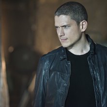 The Flash: Wentworth Miller interpreta Captain Cold in Family of Rogues