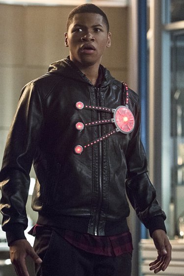 The Flash: l'attore Franz Drameh in un'immagine di The Fury of Firestorm