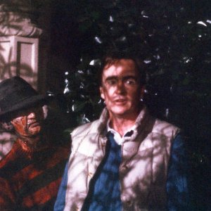 Wes Craven e Robert Englund sul set di Nightmare